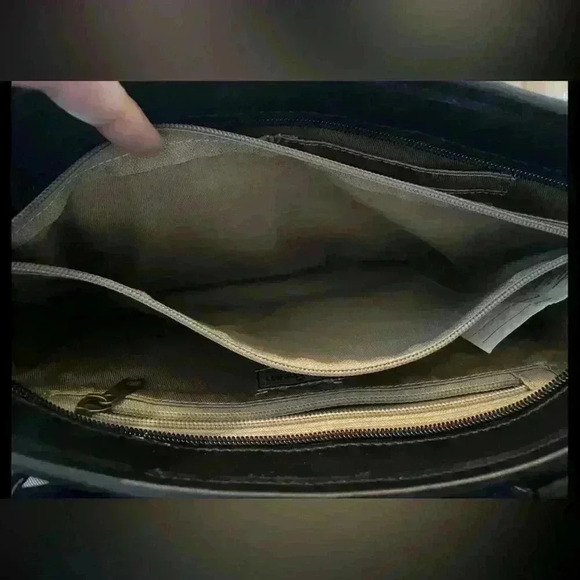 LL Bean Medium Tote/Purse 100% Wool Leather Bottom Red/Black Plaid - Picture 11 of 16